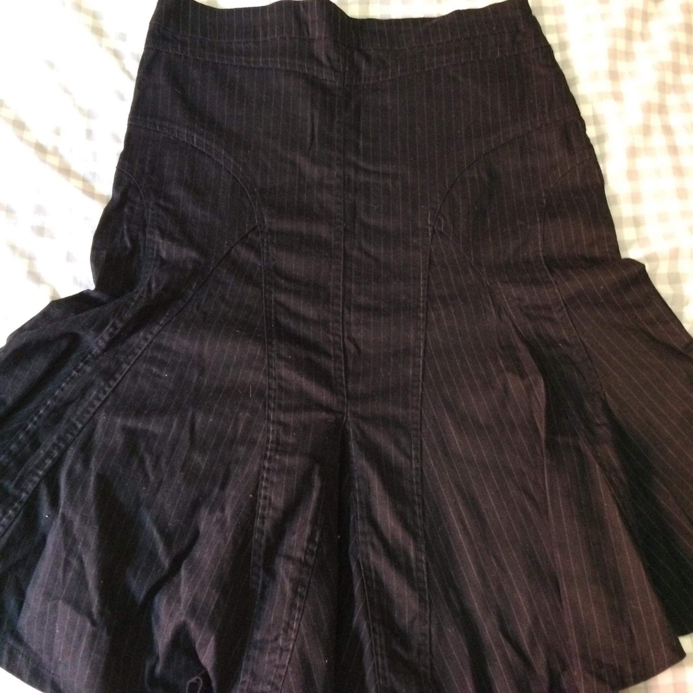 Pinstripes Skirt - Picture 4 of 5